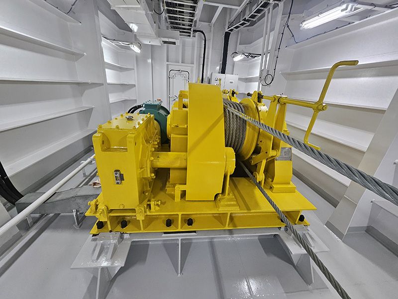 電動キャプスタン 200kN