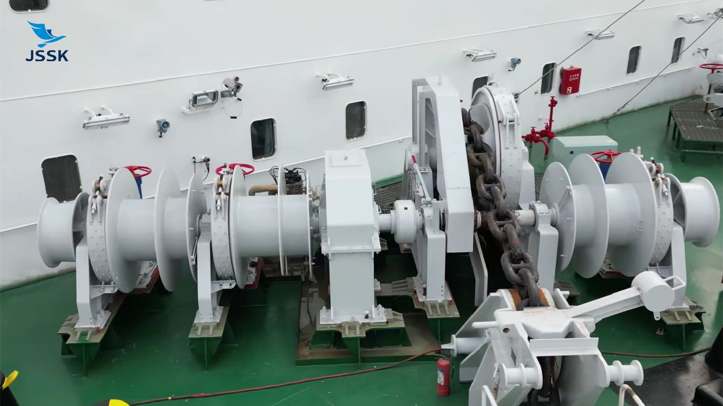 What is a Marine Winch?